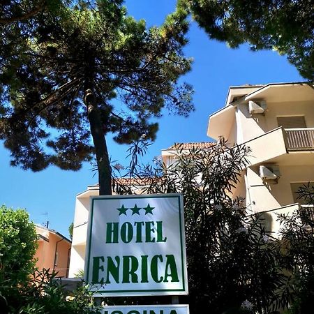 Hotel Enrica Червія Екстер'єр фото