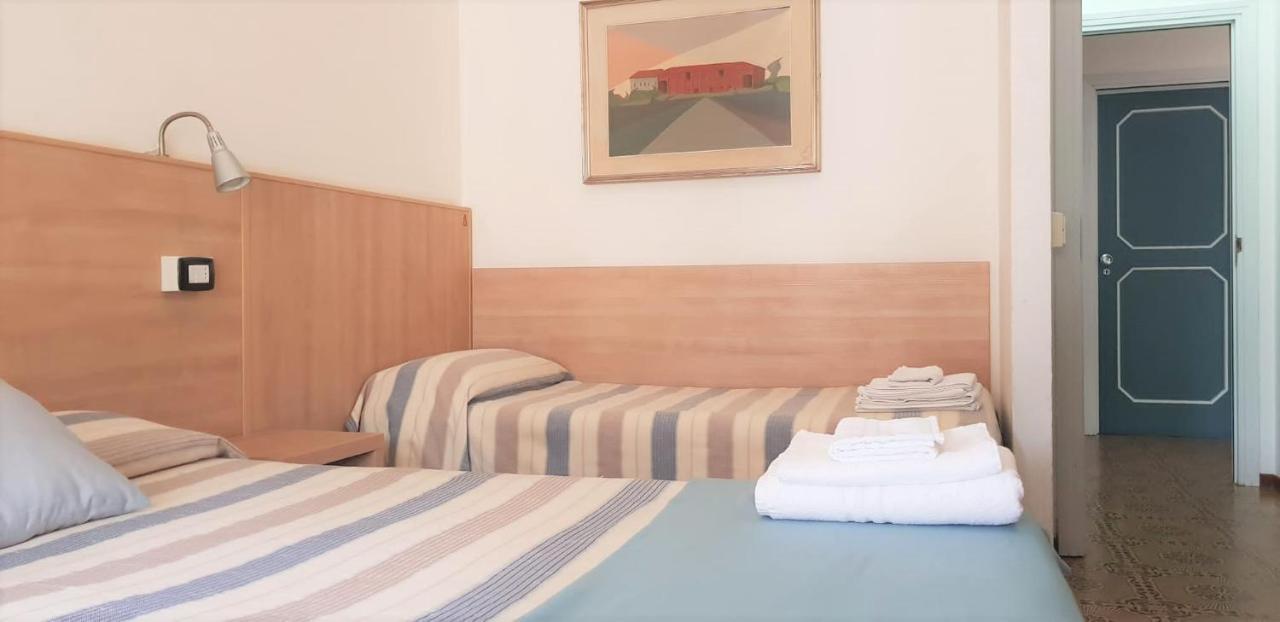 Hotel Enrica Червія Екстер'єр фото
