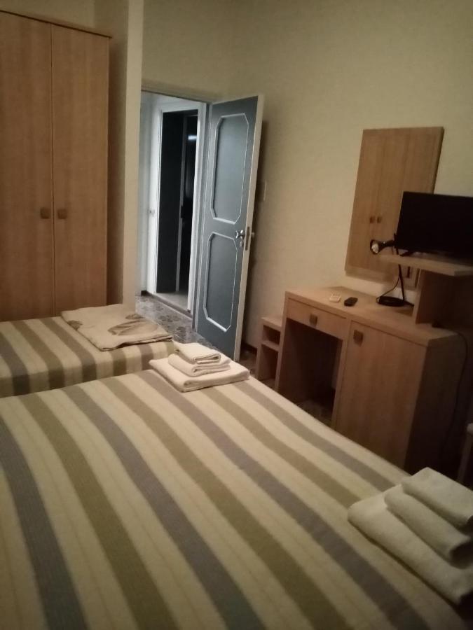 Hotel Enrica Червія Екстер'єр фото